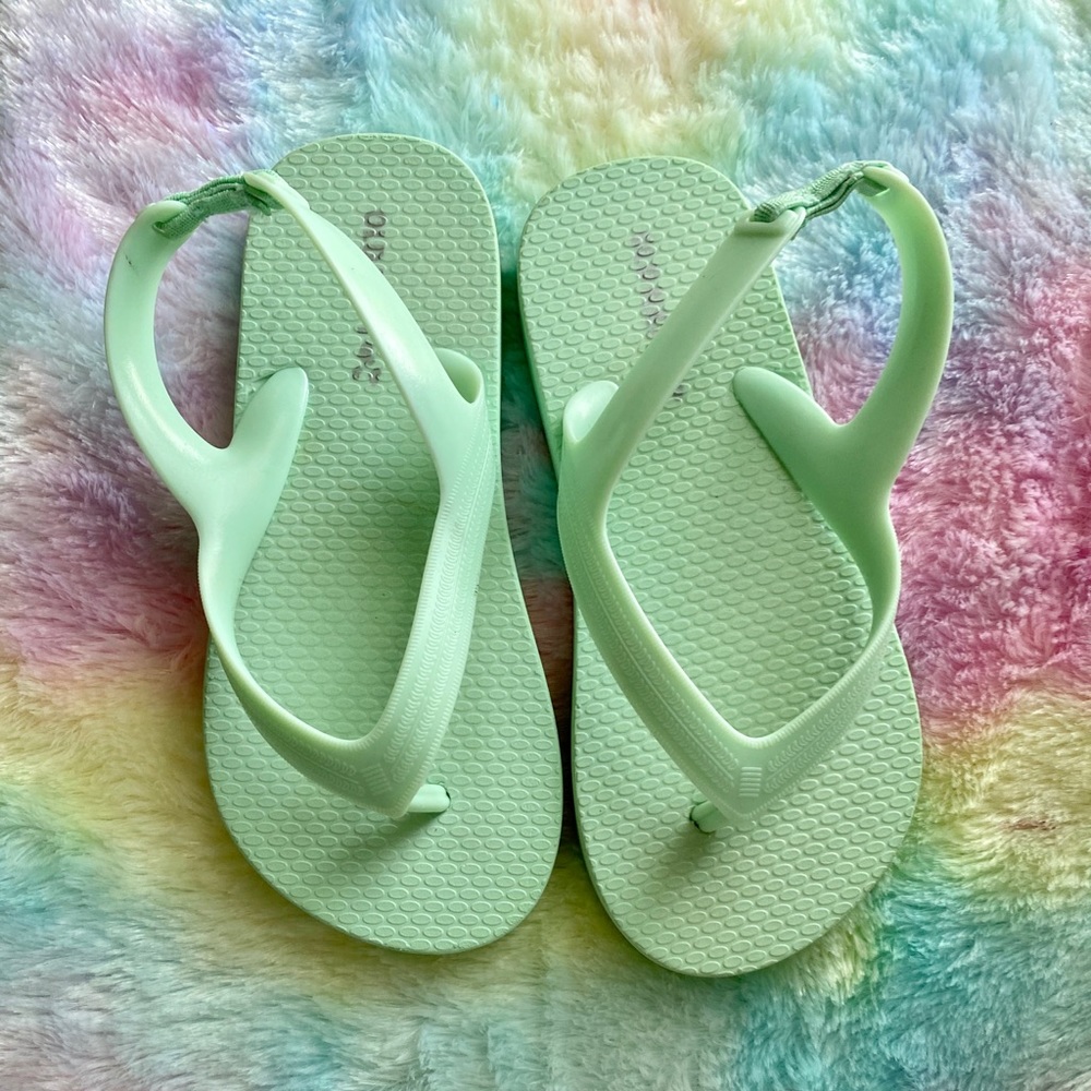Little girls sandals